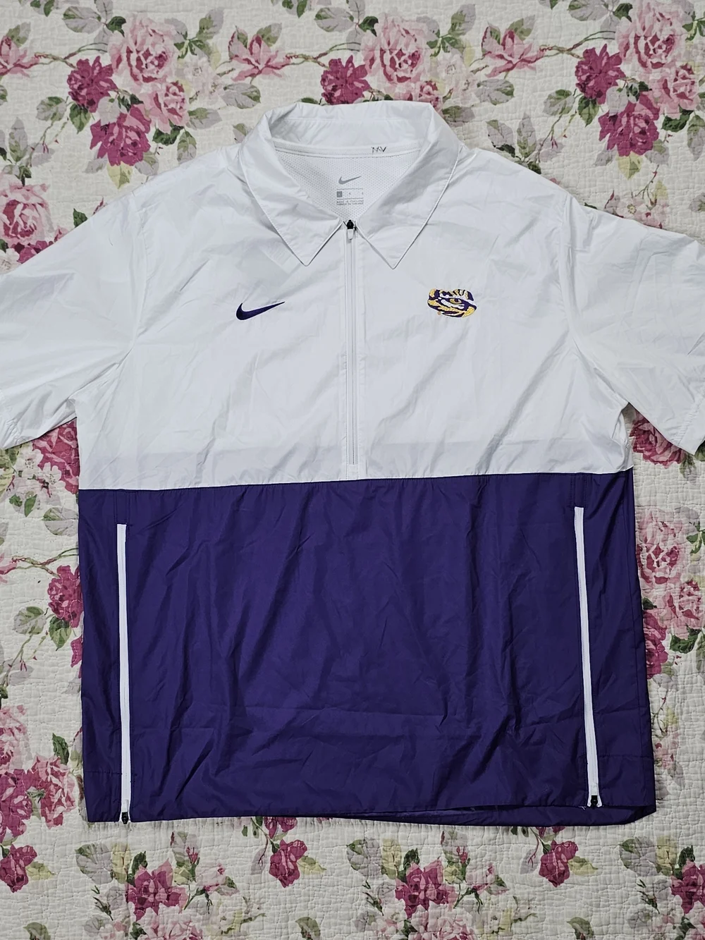 NWT Nike LSU Tigers Football Sideline Short Sleeve Windbreaker LARGE Polo Style